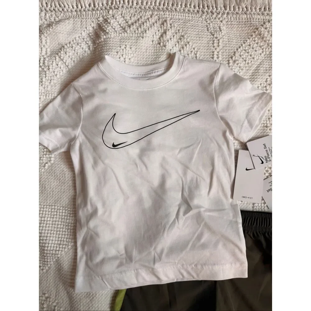 Nike boys 4t